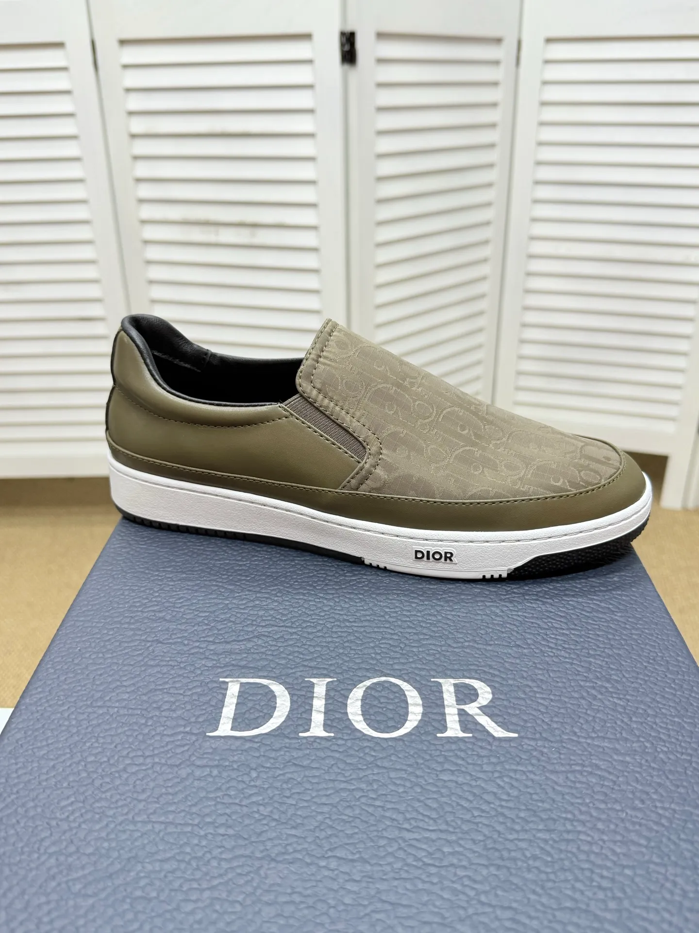 Men's clothing and shoes 210. (DIOR-Dior) casual sports shoes, official website synchronization, counter quality, fashionable and simple classic style, original outsole, size: 39-44 (45, 46 customized, non-refundable) Yh